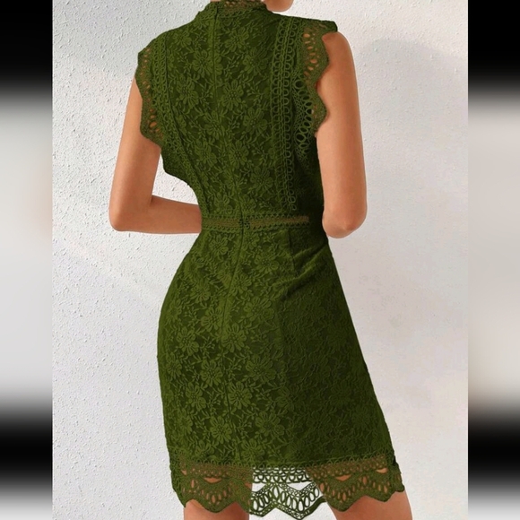 Solid Color Stand Collar Lace Patchwork Elegant Fitted Sleeveless - Picture 2 of 5